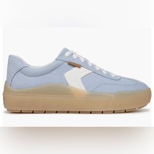 Dr. Scholl's Retro Light Blue Sneakers - 7.5 WIDE